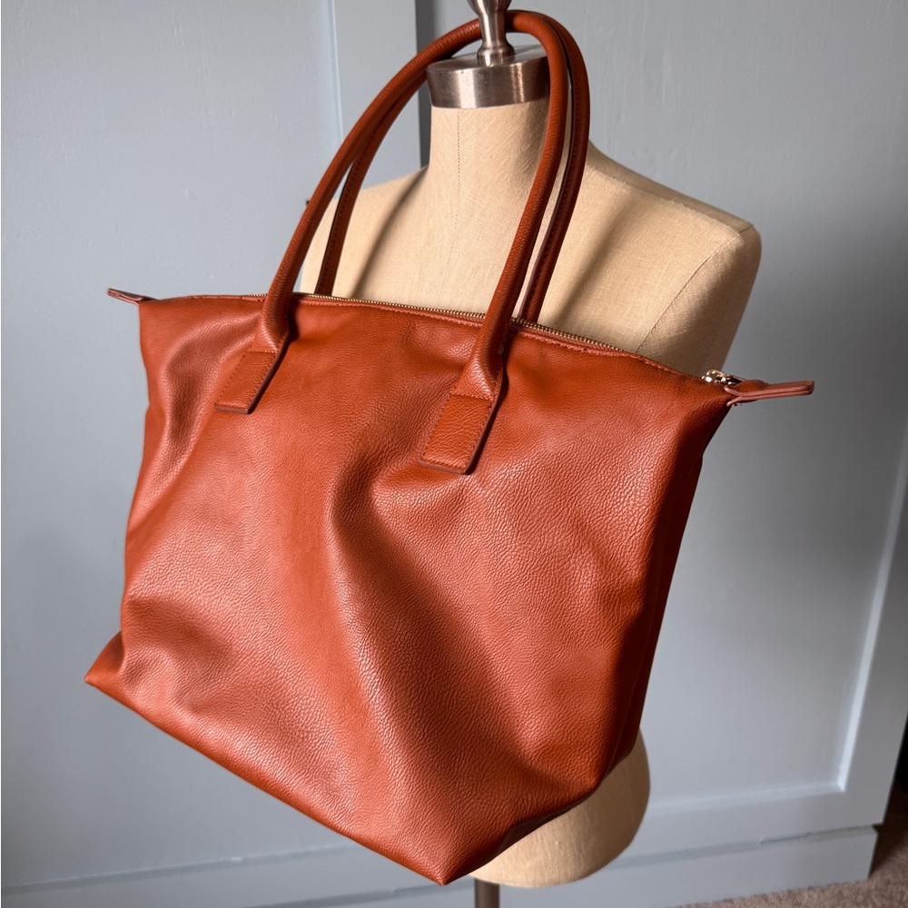 Universal Thread Tan Leather Tote